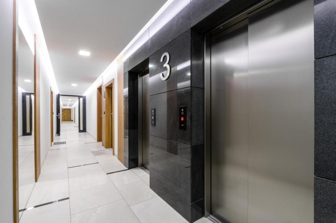 P&O Serviced Apartments Solec Varsóvia Exterior foto
